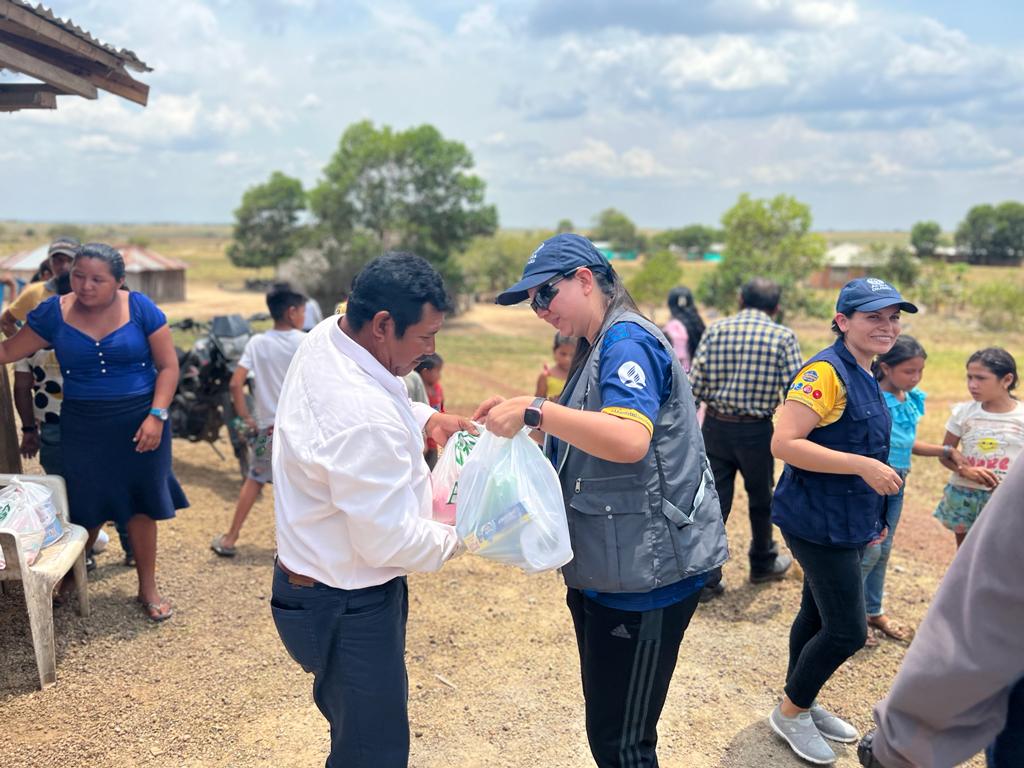 ADRA Colombia entrega canastas alimentarias a resguardos indígenas Awaliba y Guacoyo en el departamento del Meta